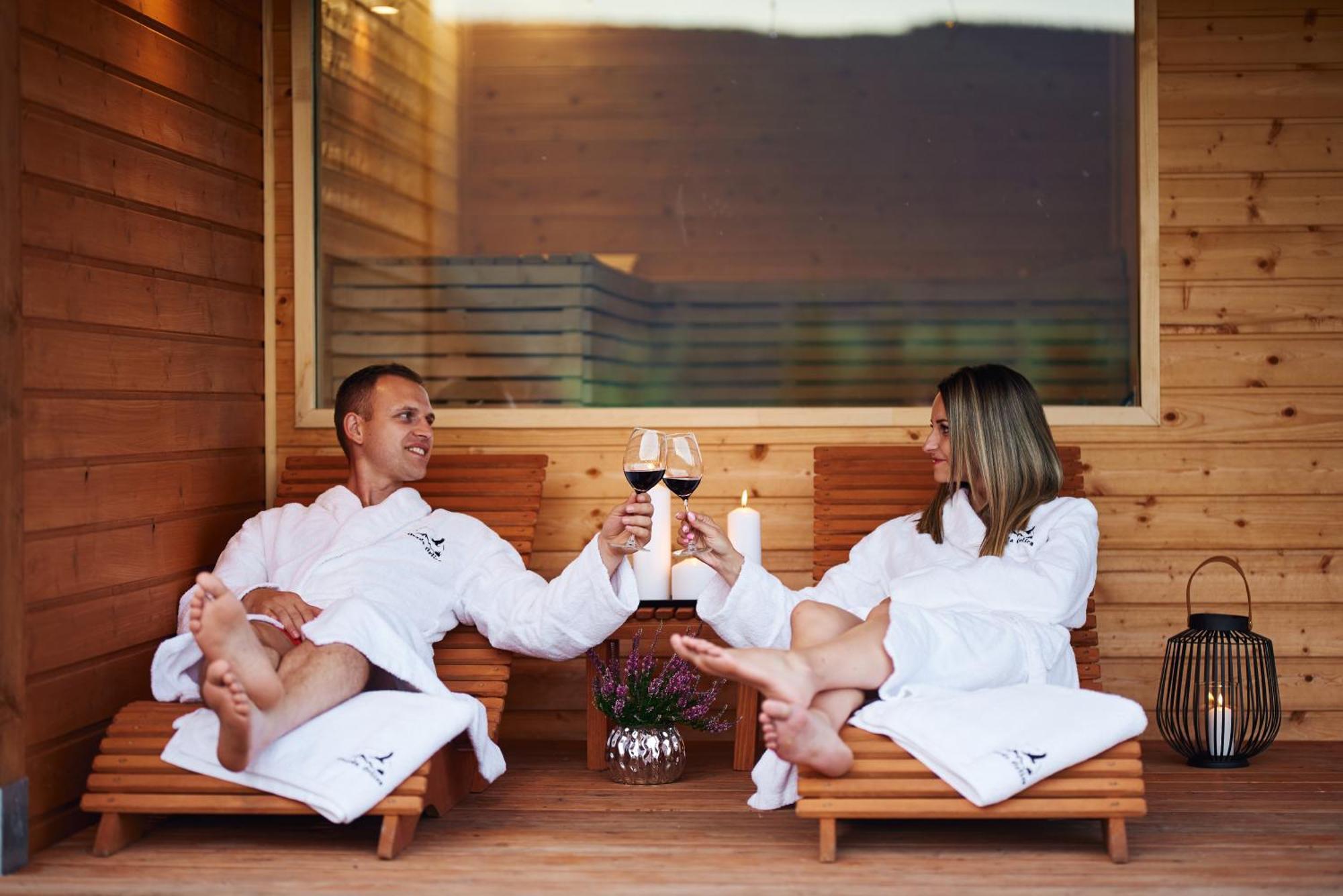 Osada Orlica Klimatyczne Domki Z Widokiem Na Gory I Termalnym Spa Sauna Jacuzzi 4 Km Od Zieleniec Ski Arena Лясувка Екстер'єр фото